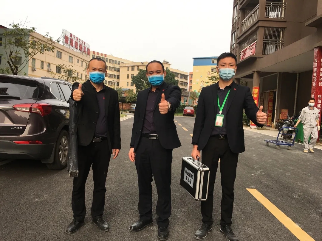 工地巡檢丨第四人民醫(yī)院職工住宅工地巡檢，為“最美逆行者”的新家護(hù)航！